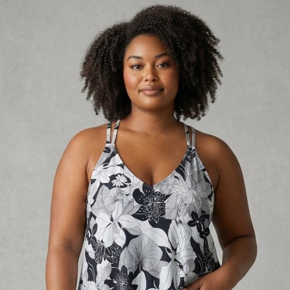 20 W  Island Escape floral print tankini swim top Tankini Swimsuit plus size